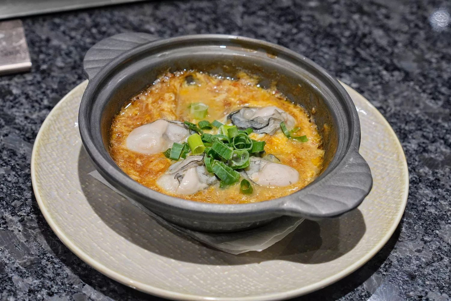 【島語自助餐廳】台北漢來大飯店自助餐，升級版漢來海港吃到飽，價位菜色影片完整攻略! @混血珊莎的奇幻旅程