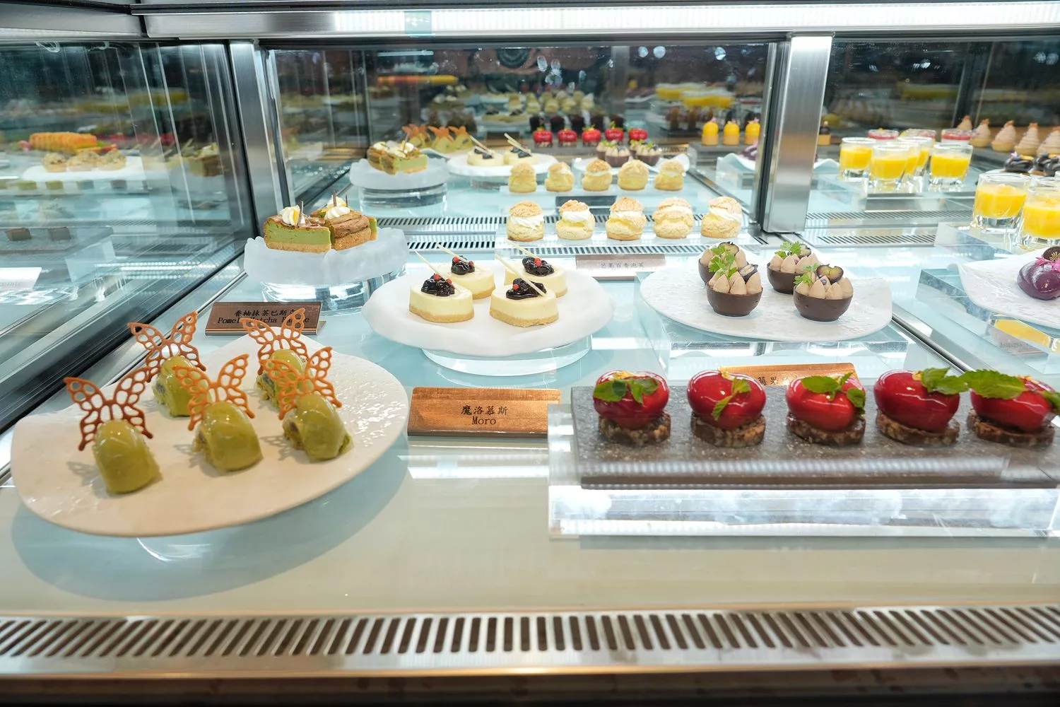【島語自助餐廳】台北漢來大飯店自助餐，升級版漢來海港吃到飽，價位菜色影片完整攻略! @混血珊莎的奇幻旅程