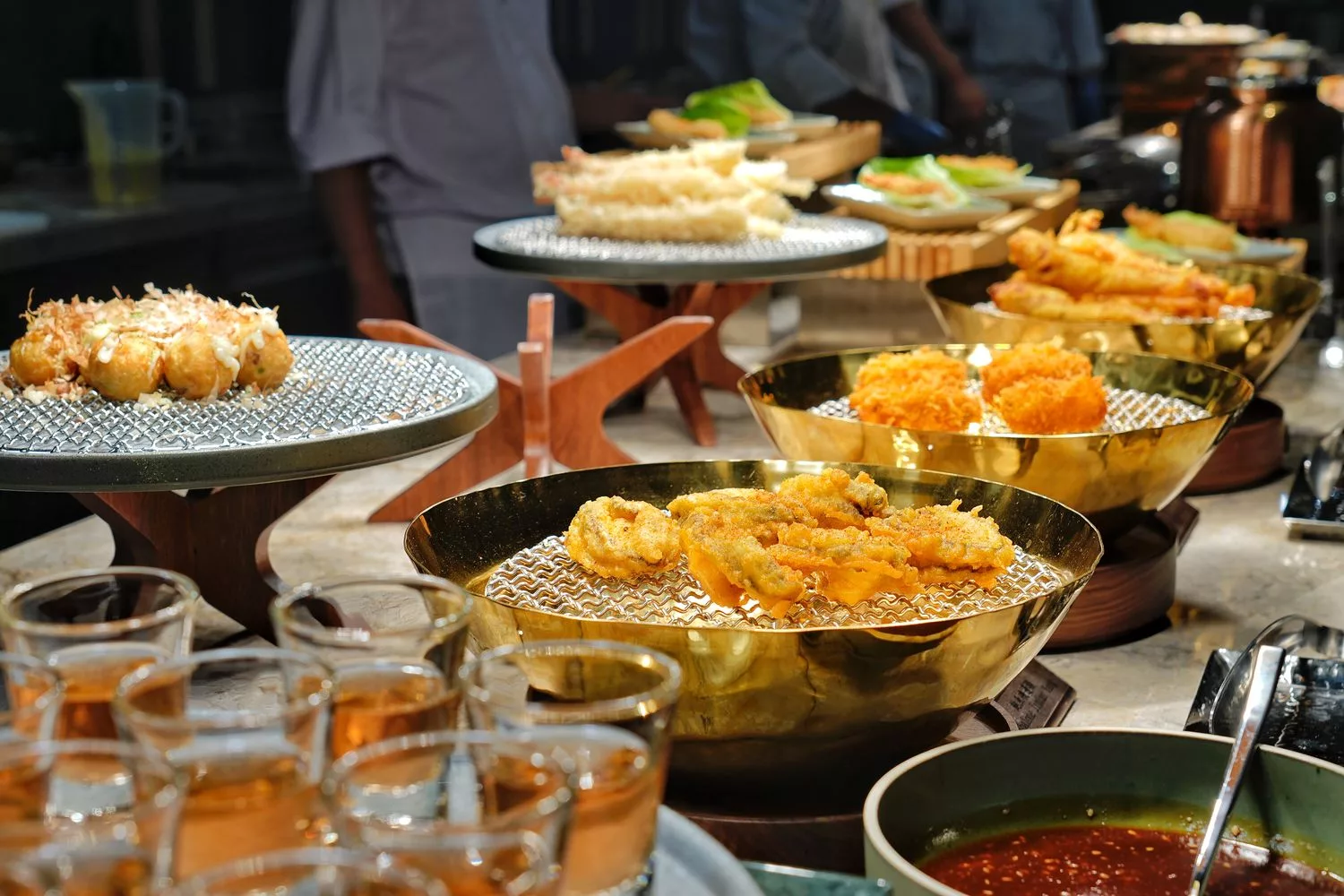 【島語自助餐廳】台北漢來大飯店自助餐，升級版漢來海港吃到飽，價位菜色影片完整攻略! @混血珊莎的奇幻旅程