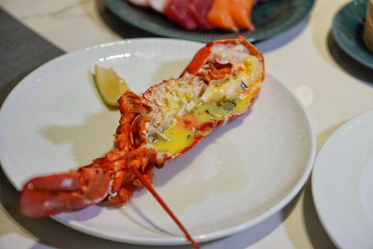 【島語自助餐廳】台北漢來大飯店自助餐，升級版漢來海港吃到飽，價位菜色影片完整攻略! @混血珊莎的奇幻旅程