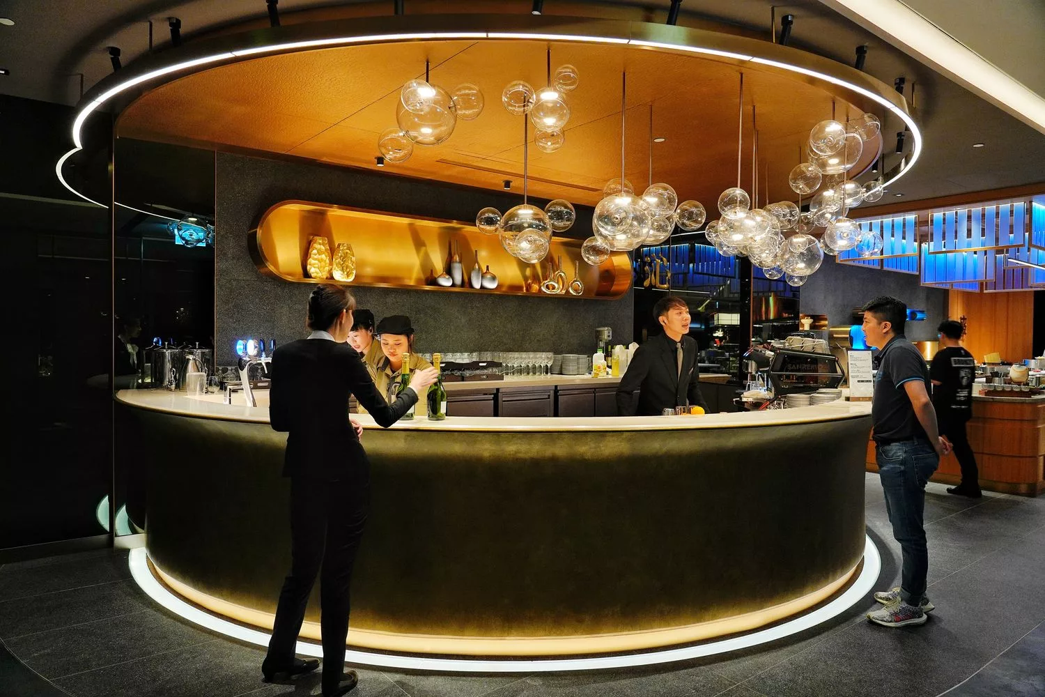 【島語自助餐廳】台北漢來大飯店自助餐，升級版漢來海港吃到飽，價位菜色影片完整攻略! @混血珊莎的奇幻旅程