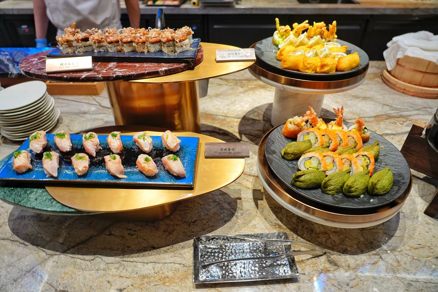【島語自助餐廳】台北漢來大飯店自助餐，升級版漢來海港吃到飽，價位菜色影片完整攻略! @混血珊莎的奇幻旅程