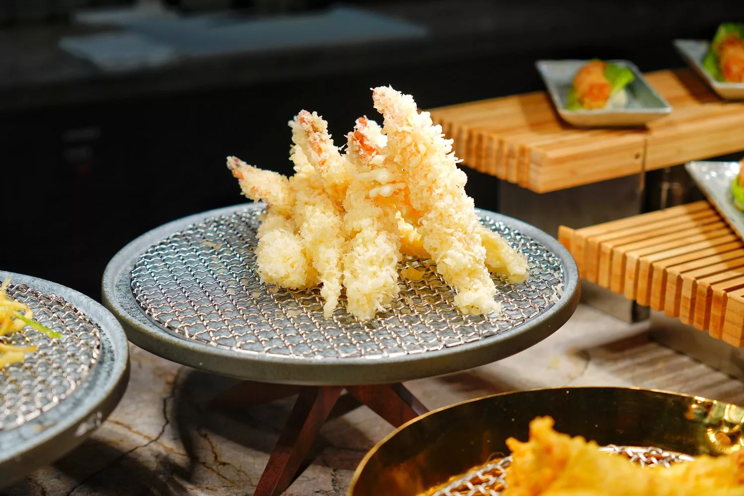 【島語自助餐廳】台北漢來大飯店自助餐，升級版漢來海港吃到飽，價位菜色影片完整攻略! @混血珊莎的奇幻旅程