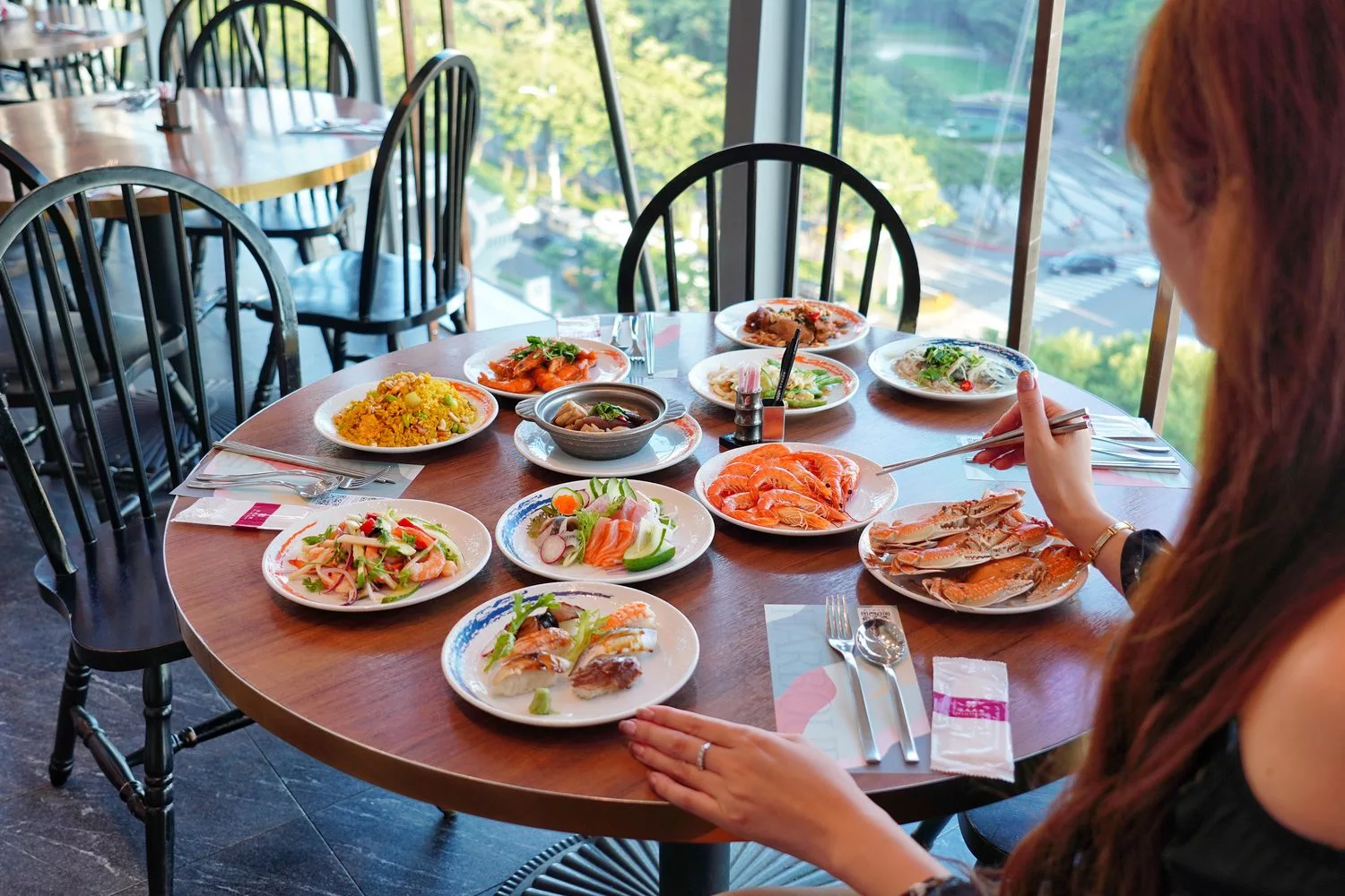 【漢來海港餐廳】漢來海港天母店，超人氣吃到飽，必吃菜色價位優惠分享! @混血珊莎的奇幻旅程
