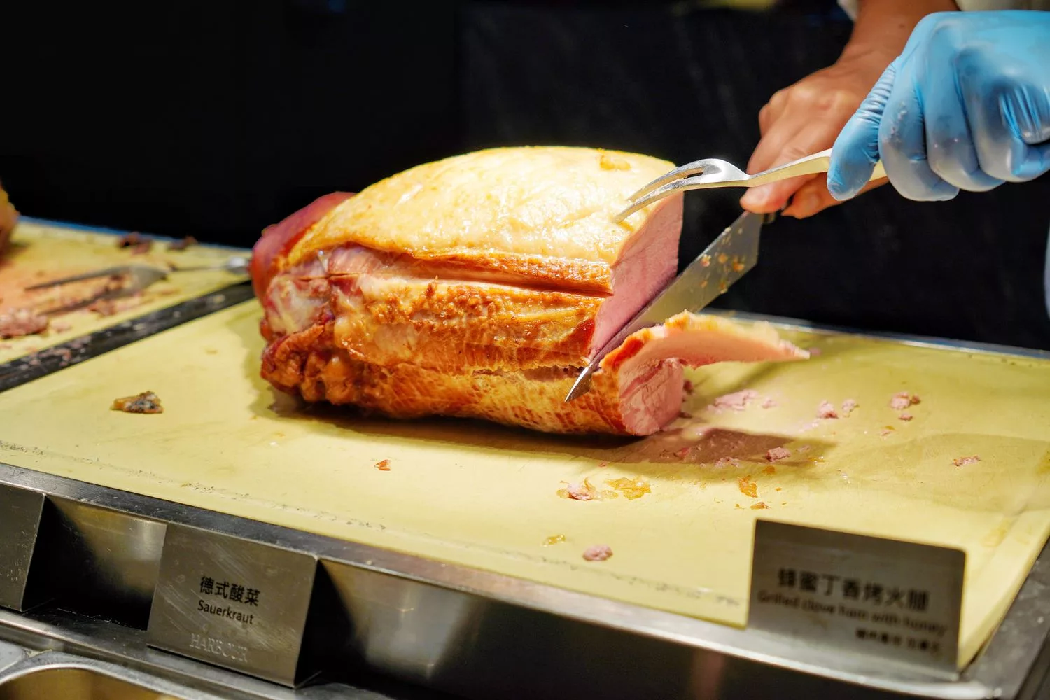 【漢來海港餐廳】漢來海港天母店，超人氣吃到飽，必吃菜色價位優惠分享! @混血珊莎的奇幻旅程
