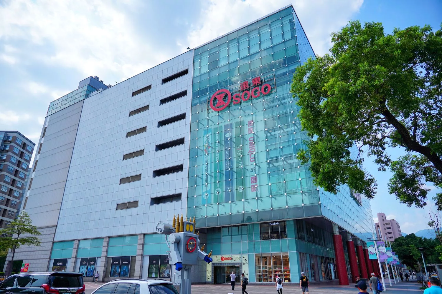 【漢來海港餐廳】漢來海港天母店，超人氣吃到飽，必吃菜色價位優惠分享! @混血珊莎的奇幻旅程