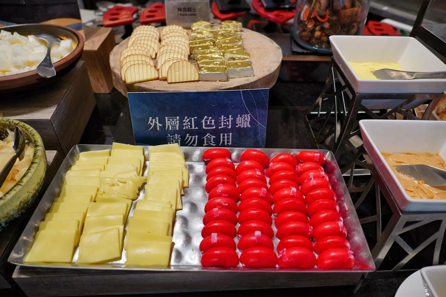 【漢來海港餐廳】漢來海港天母店，超人氣吃到飽，必吃菜色價位優惠分享! @混血珊莎的奇幻旅程