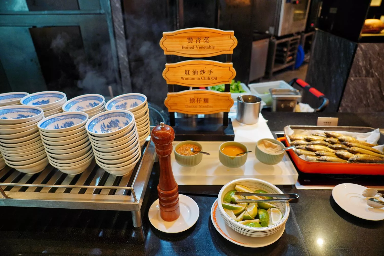 【漢來海港餐廳】漢來海港天母店，超人氣吃到飽，必吃菜色價位優惠分享! @混血珊莎的奇幻旅程