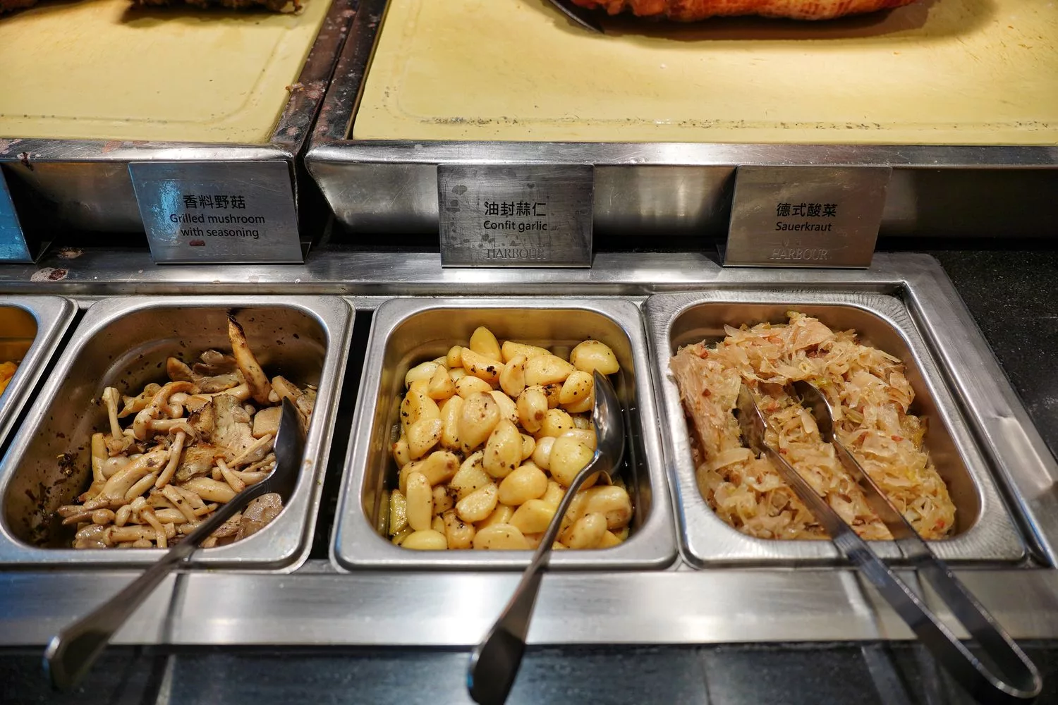 【漢來海港餐廳】漢來海港天母店，超人氣吃到飽，必吃菜色價位優惠分享! @混血珊莎的奇幻旅程