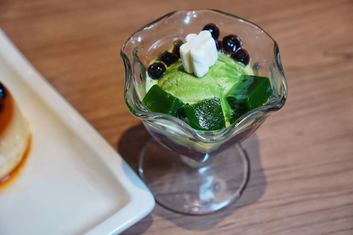 【高雄頂級火鍋】Smile One 精緻涮涮鍋，高雄福華飯店餐廳， 30 樓景觀第一排! @混血珊莎的奇幻旅程