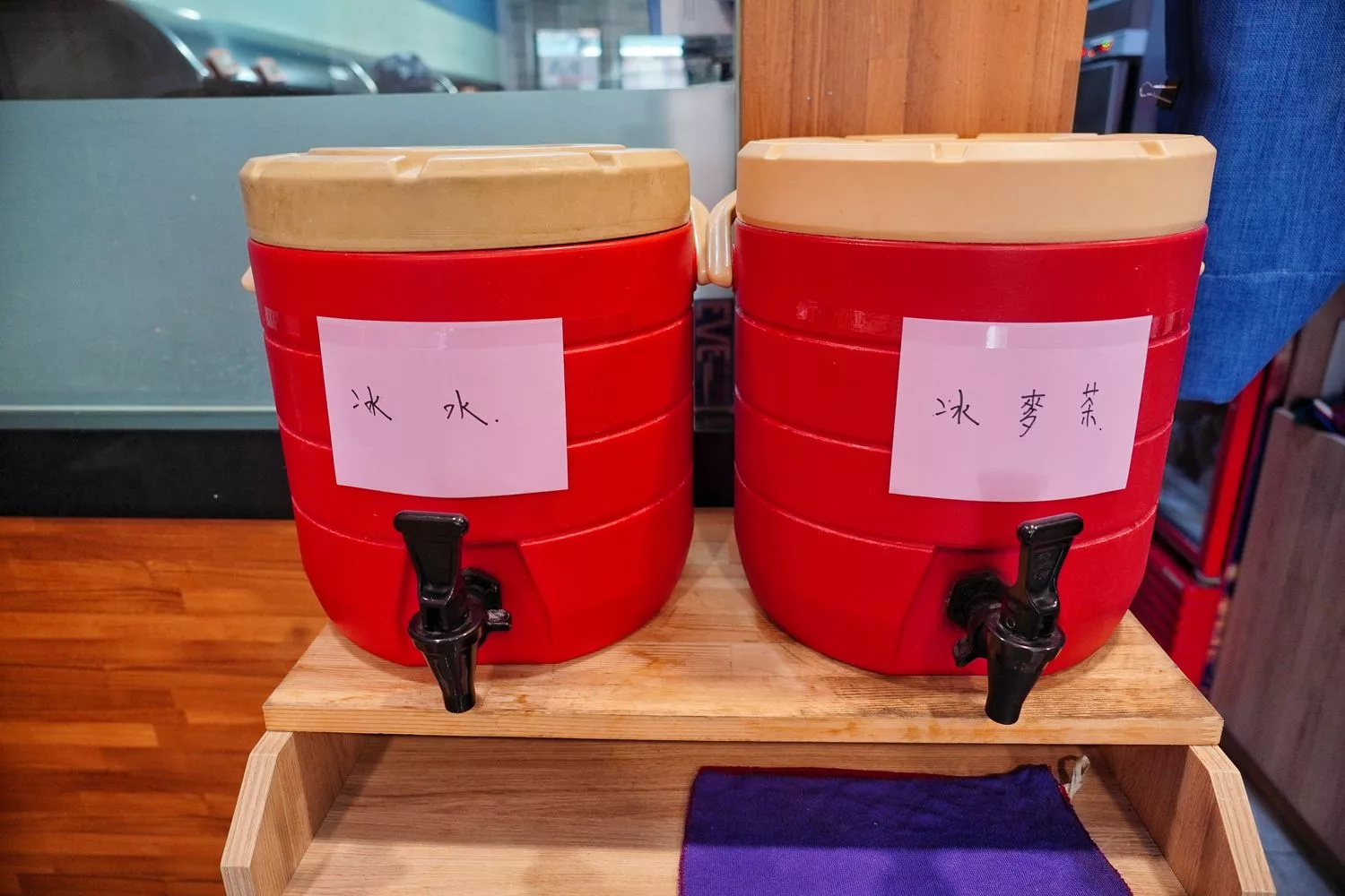 【台中拉麵推薦】兆曜拉麵丼飯，超霸氣海陸食材澎湃上桌，百元平價高CP值! @混血珊莎的奇幻旅程