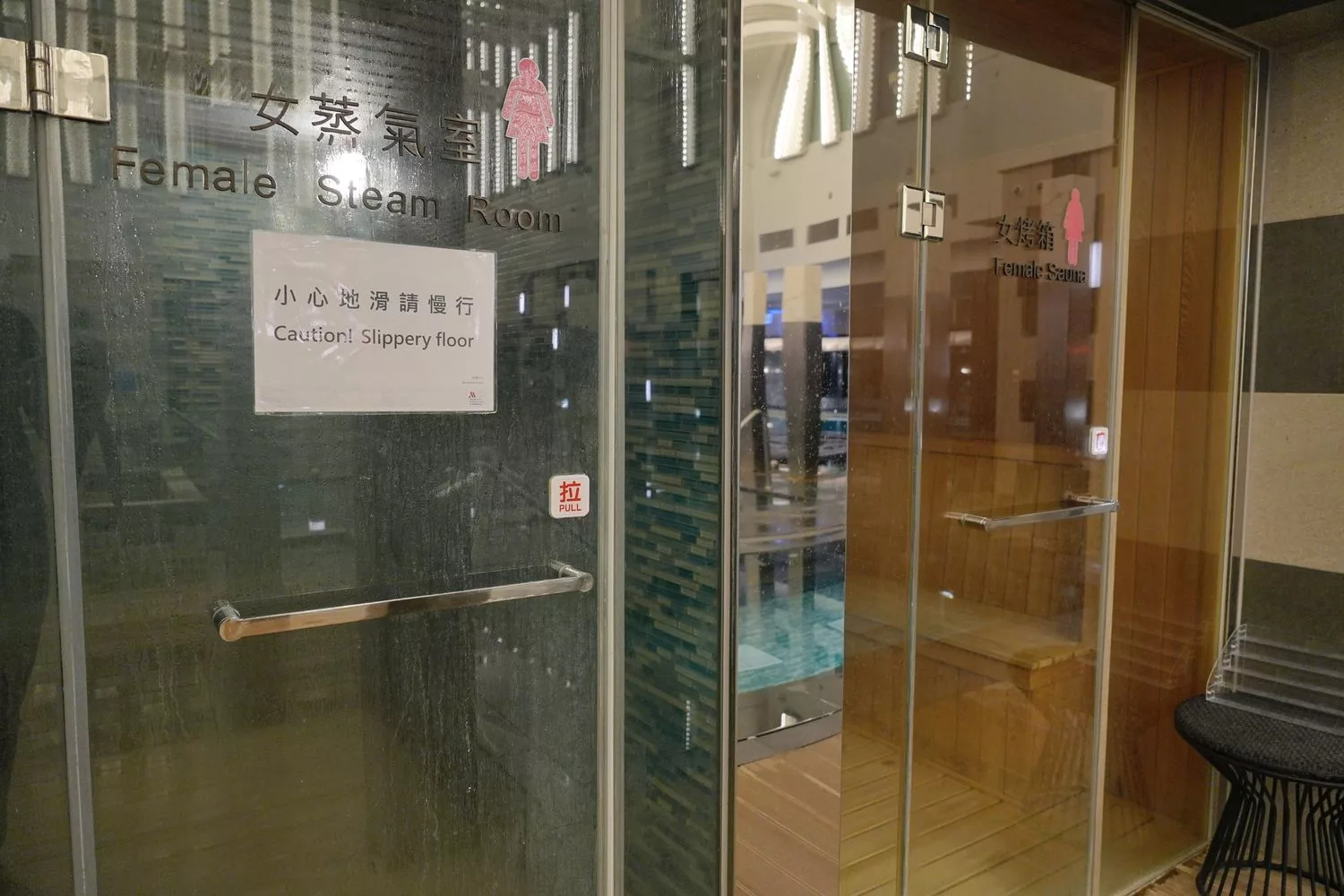 【高雄萬豪酒店】天井水療泳池跟百坪健身房，義享天地購物中心共構，一站式尊榮度假！ @混血珊莎的奇幻旅程