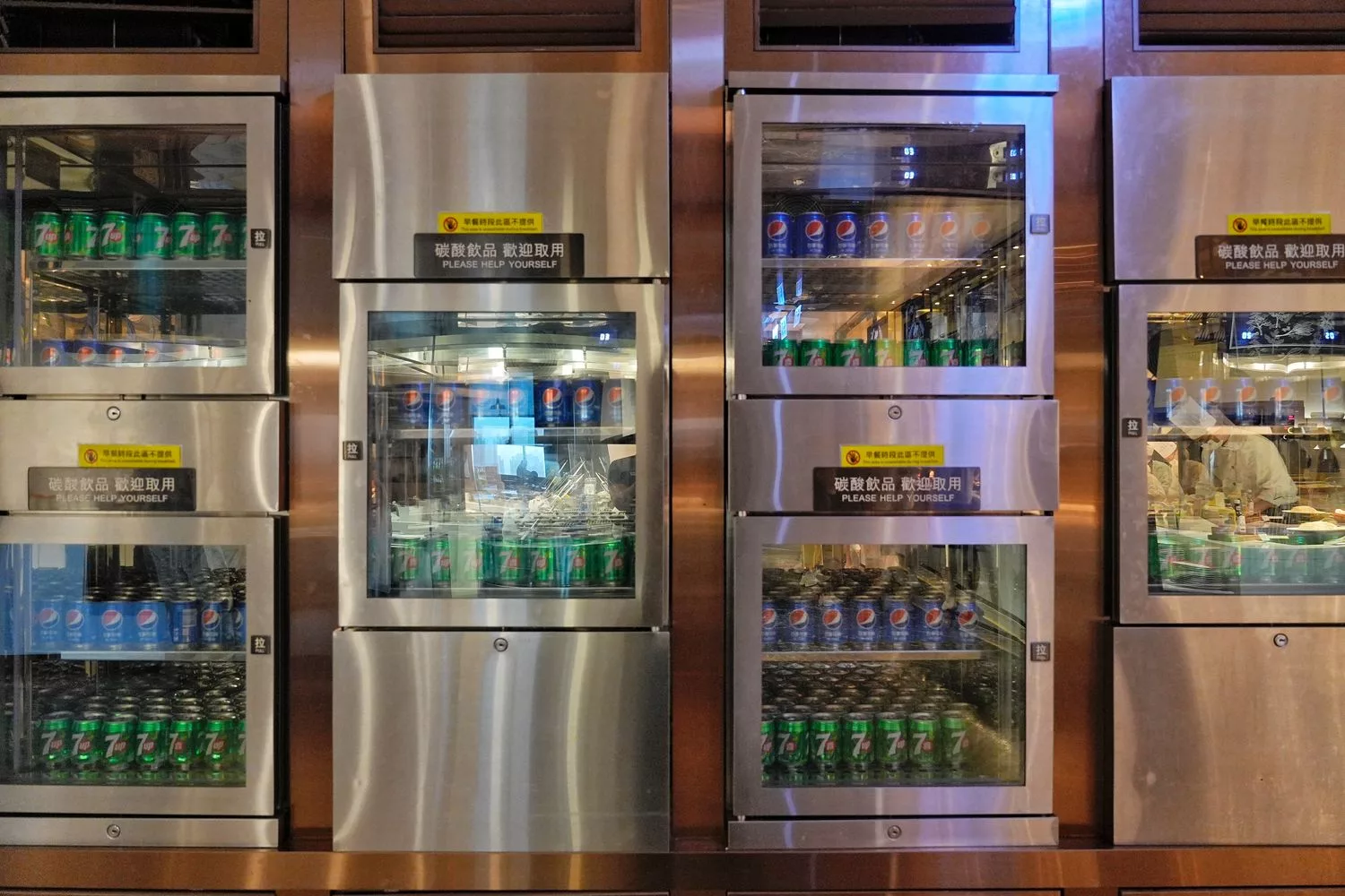 【高雄萬豪酒店】天井水療泳池跟百坪健身房，義享天地購物中心共構，一站式尊榮度假！ @混血珊莎的奇幻旅程