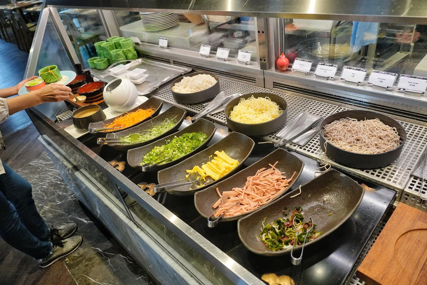 【高雄萬豪酒店】天井水療泳池跟百坪健身房，義享天地購物中心共構，一站式尊榮度假！ @混血珊莎的奇幻旅程