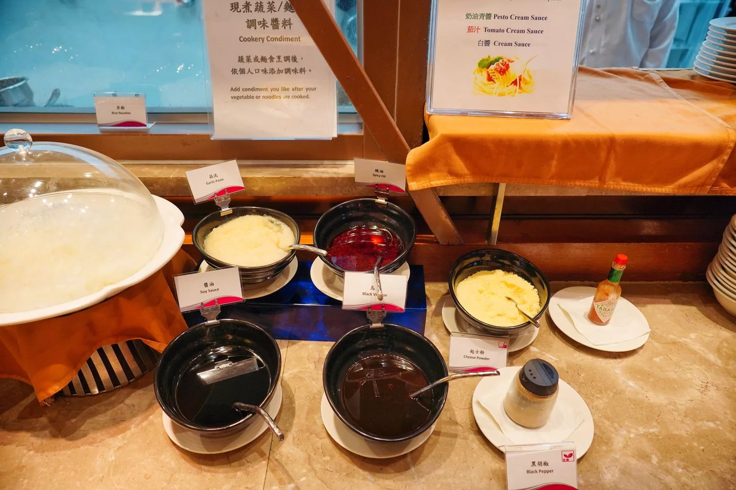【星亞自助餐廳】義大自助餐必吃餐點環境價格分享! @混血珊莎的奇幻旅程