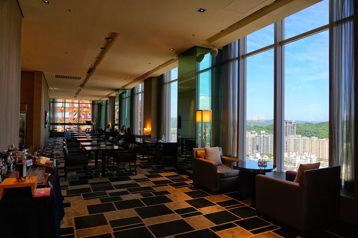【新竹喜來登大飯店】新竹喜來登Sheraton Hsinchu Hotel ，竹北五星飯店奢華享受! @混血珊莎的奇幻旅程