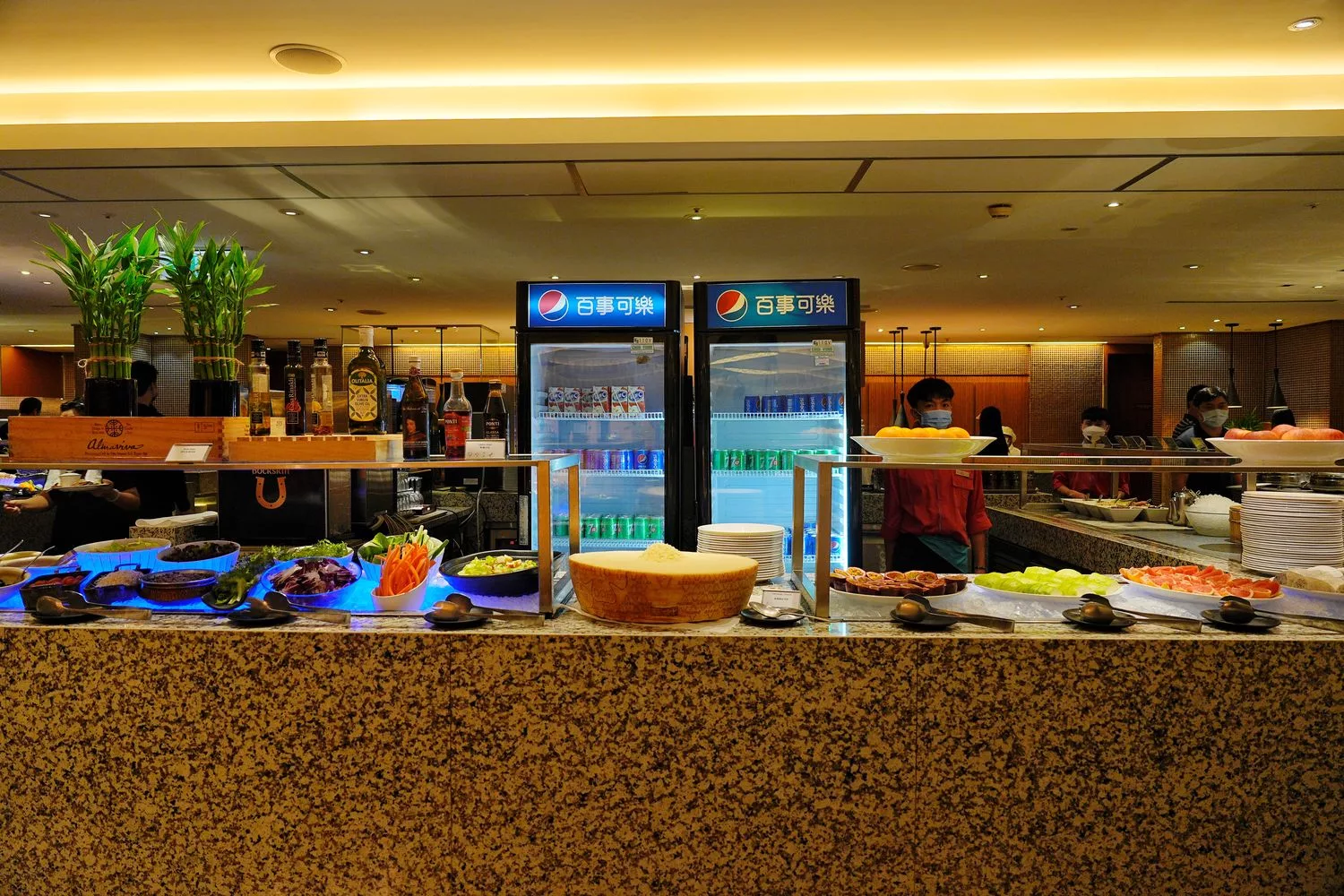 盛宴自助餐廳｜新竹喜來登自助餐，聚餐約會首選竹北buffet! @混血珊莎的奇幻旅程
