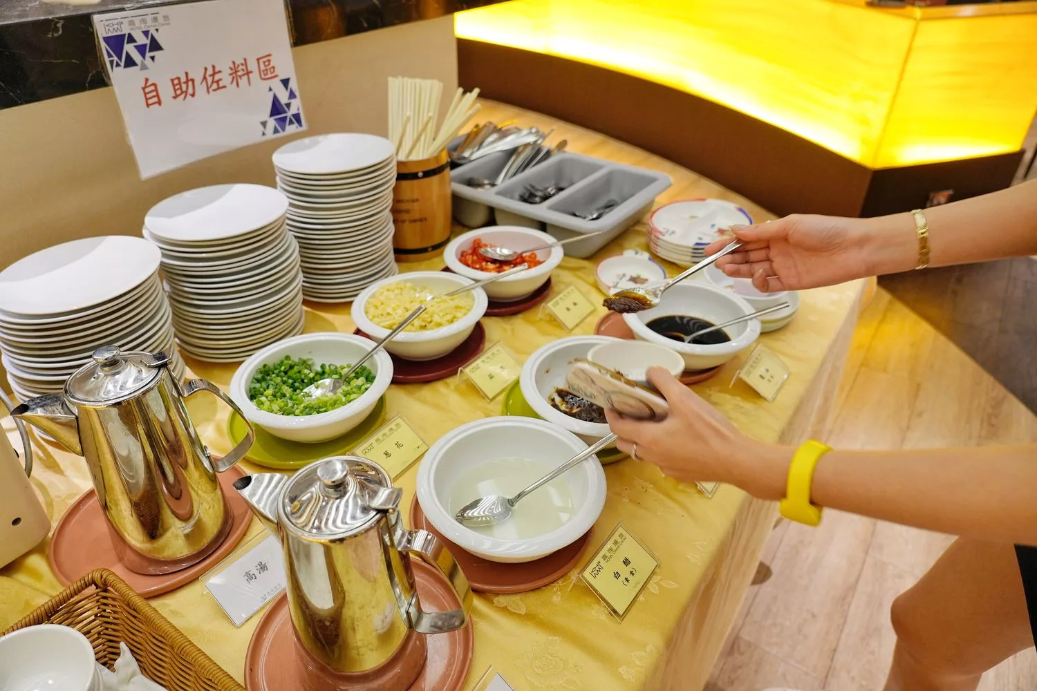 台南趣淘漫旅｜全台唯一冒險主題飯店，南洋風椰林泳池! @混血珊莎的奇幻旅程