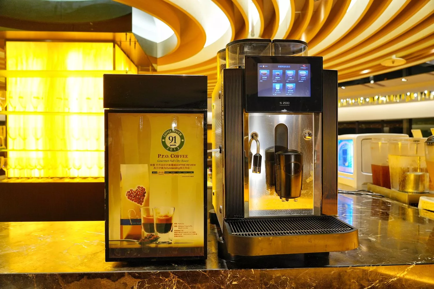 台南趣淘漫旅｜全台唯一冒險主題飯店，南洋風椰林泳池! @混血珊莎的奇幻旅程