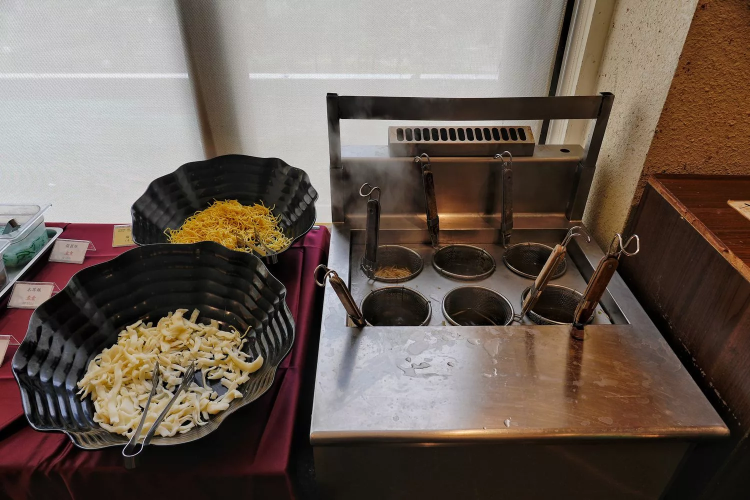 台南趣淘漫旅｜全台唯一冒險主題飯店，南洋風椰林泳池! @混血珊莎的奇幻旅程