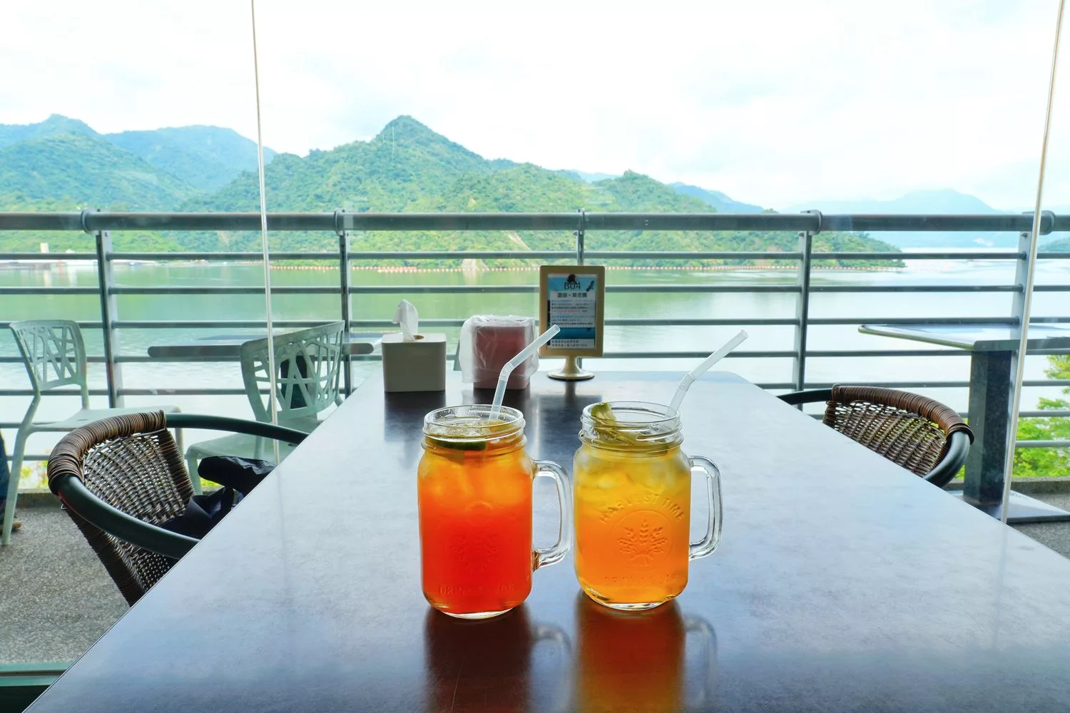 台南趣淘漫旅｜全台唯一冒險主題飯店，南洋風椰林泳池! @混血珊莎的奇幻旅程