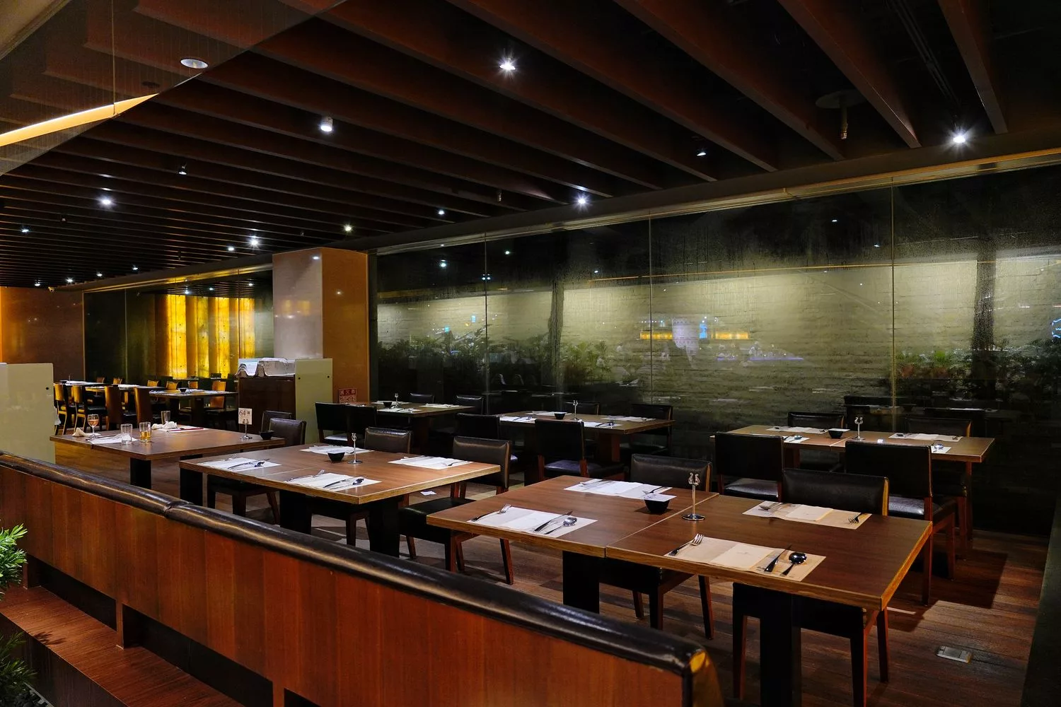 【西屯早餐】裕元花園酒店早餐，早餐就有現沖牛肉湯跟哈根達斯! @混血珊莎的奇幻旅程