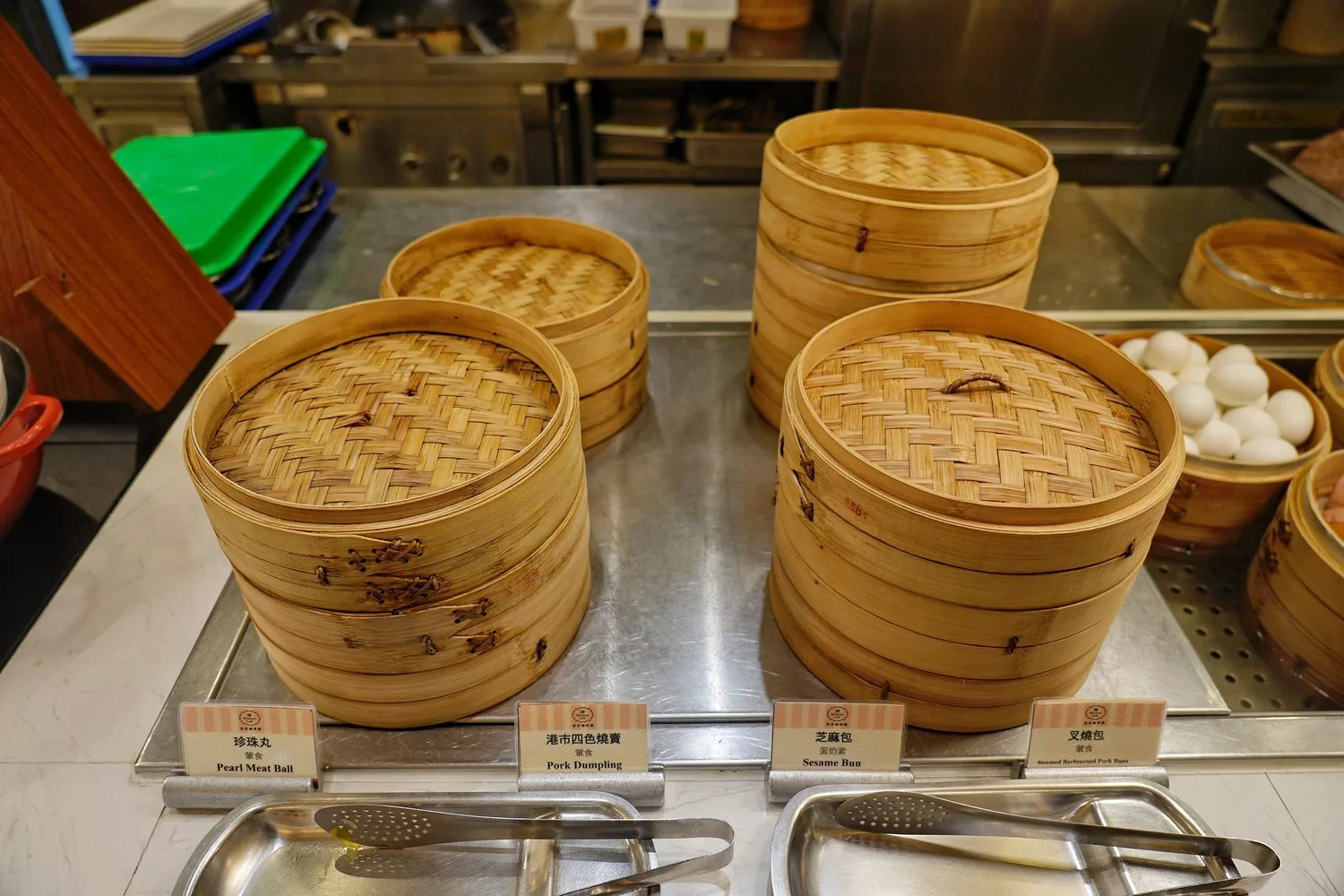 【西屯早餐】裕元花園酒店早餐，早餐就有現沖牛肉湯跟哈根達斯! @混血珊莎的奇幻旅程