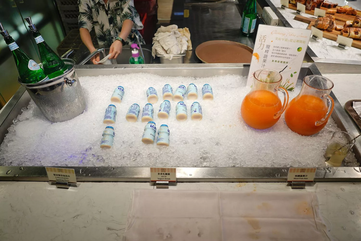 【西屯早餐】裕元花園酒店早餐，早餐就有現沖牛肉湯跟哈根達斯! @混血珊莎的奇幻旅程