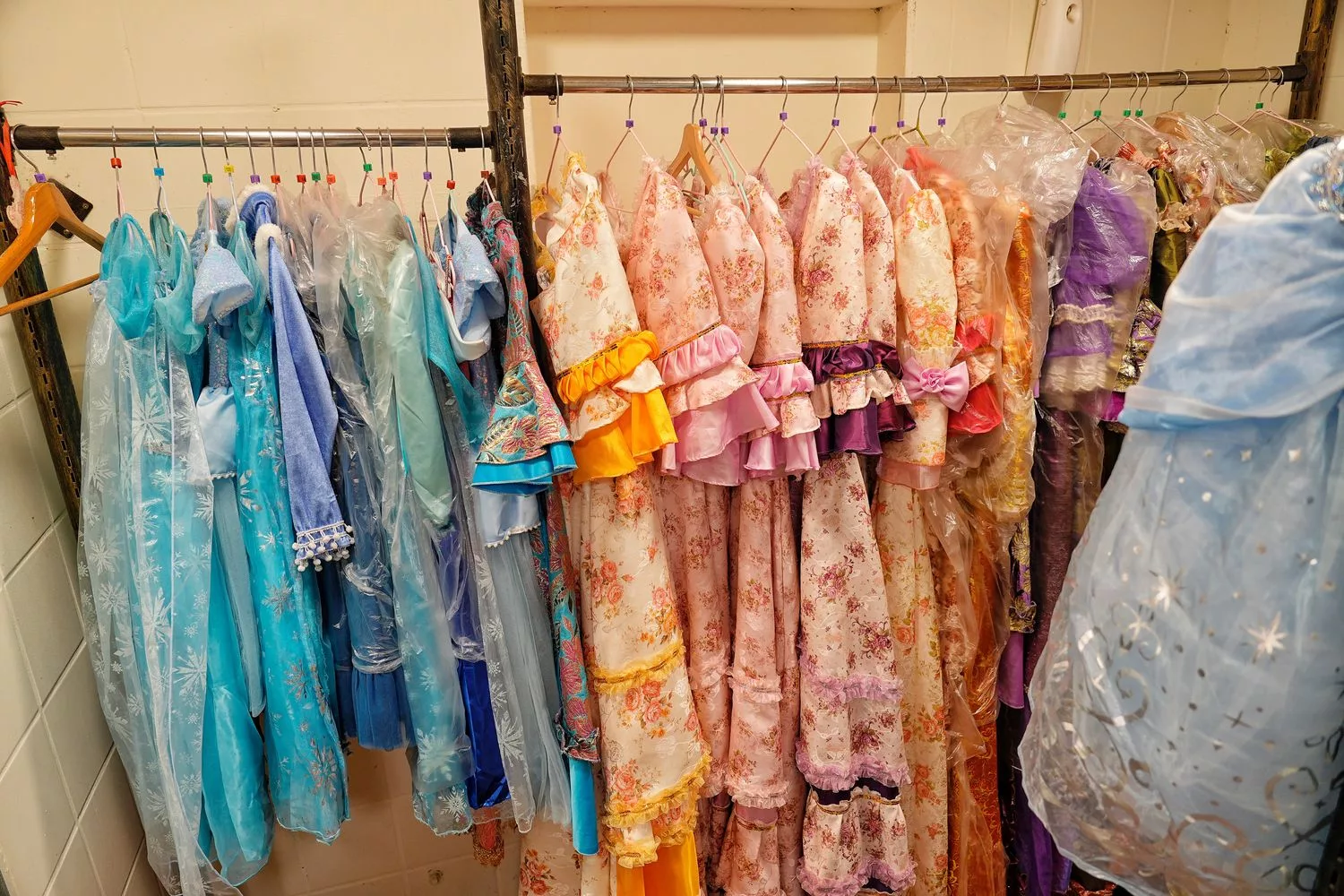 【芯園我的夢中城堡】宜蘭冬山民宿，夢幻歐風千坪花園，免費禮服換裝，享用英式下午茶!優惠團購(113/03/17-113/03/31) @混血珊莎的奇幻旅程