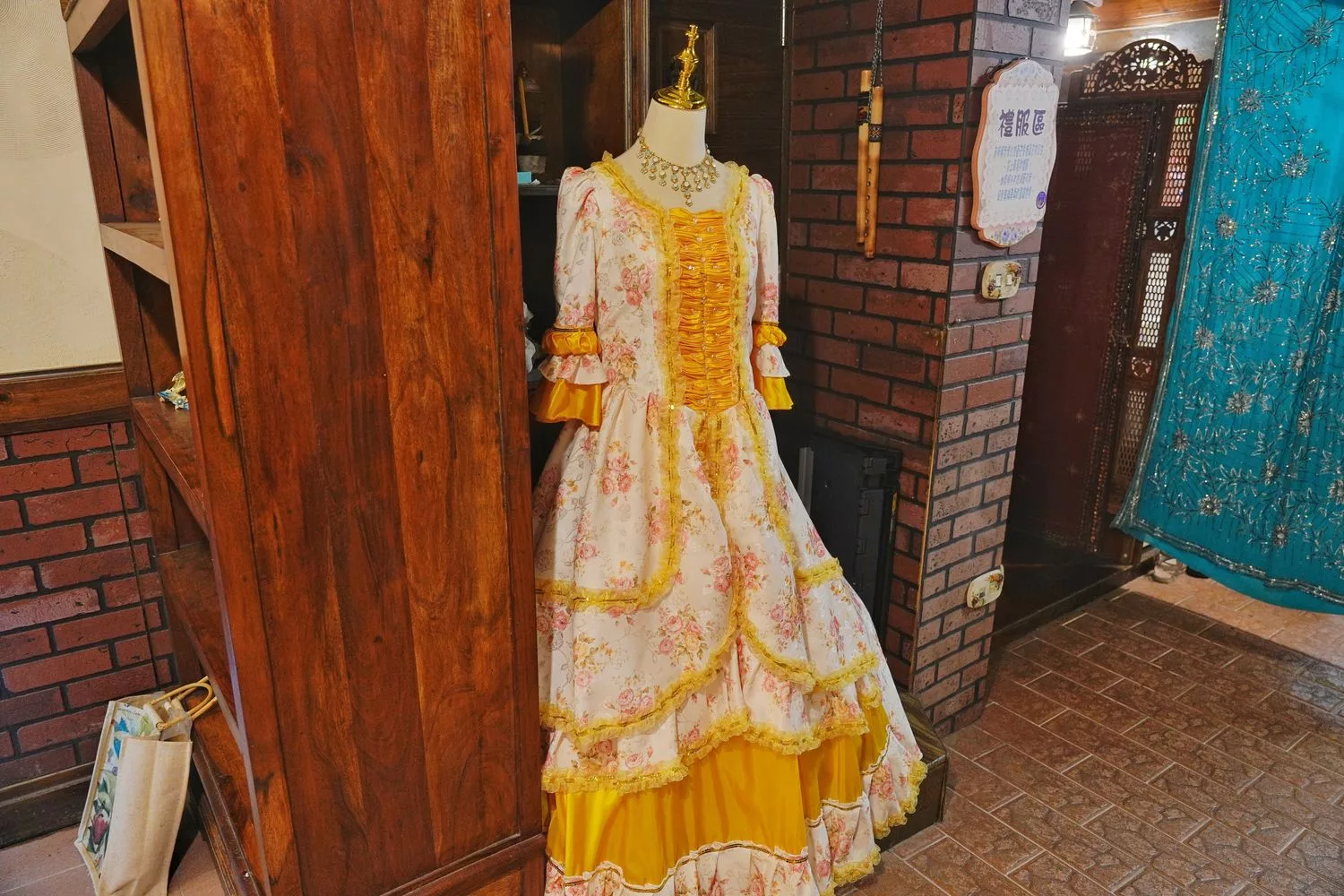 【芯園我的夢中城堡】宜蘭冬山民宿，夢幻歐風千坪花園，免費禮服換裝，享用英式下午茶!優惠團購(113/03/17-113/03/31) @混血珊莎的奇幻旅程