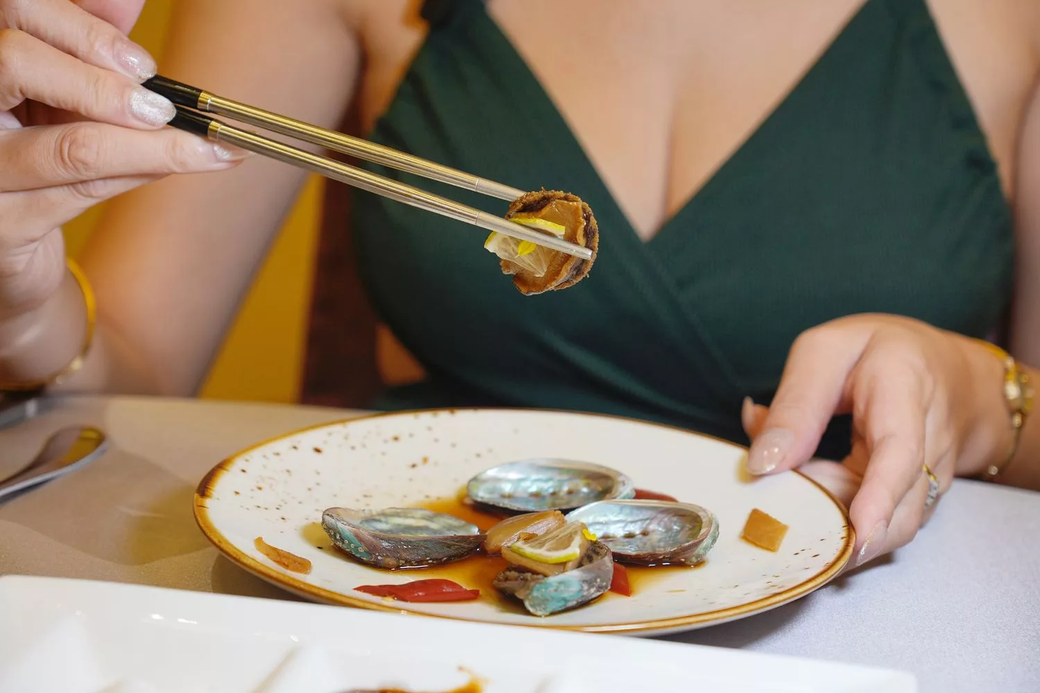 【礁溪櫻桃鴨】鳳凰軒，礁溪長榮鳳凰酒店新宜蘭菜，櫻桃鴨6吃創新中菜! @混血珊莎的奇幻旅程