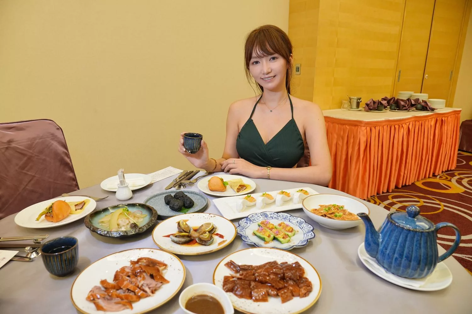 【礁溪櫻桃鴨】鳳凰軒，礁溪長榮鳳凰酒店新宜蘭菜，櫻桃鴨6吃創新中菜! @混血珊莎的奇幻旅程