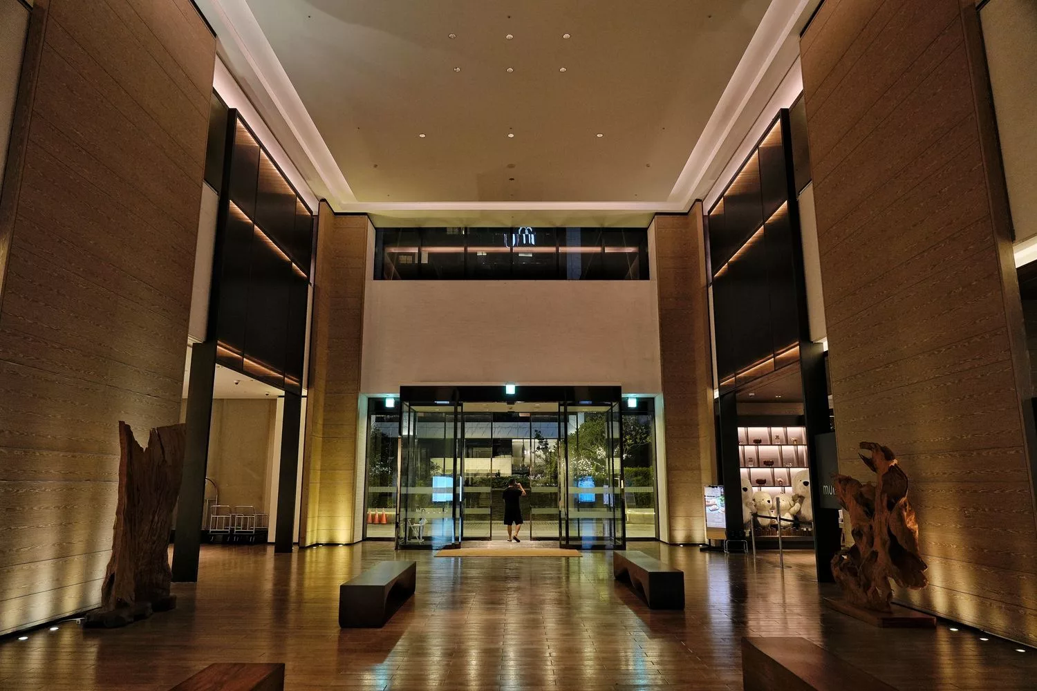 【寒沐酒店自助餐】MU TABLE異國美饌、漁港現流漁獲、DIY特色調酒，壽星 0 元吃大餐! @混血珊莎的奇幻旅程