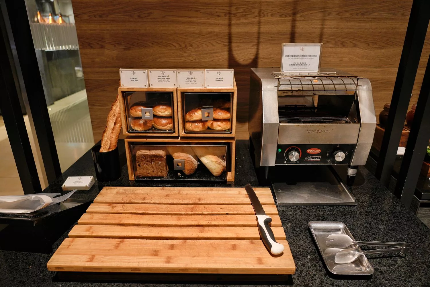 【寒沐酒店自助餐】MU TABLE異國美饌、漁港現流漁獲、DIY特色調酒，壽星 0 元吃大餐! @混血珊莎的奇幻旅程