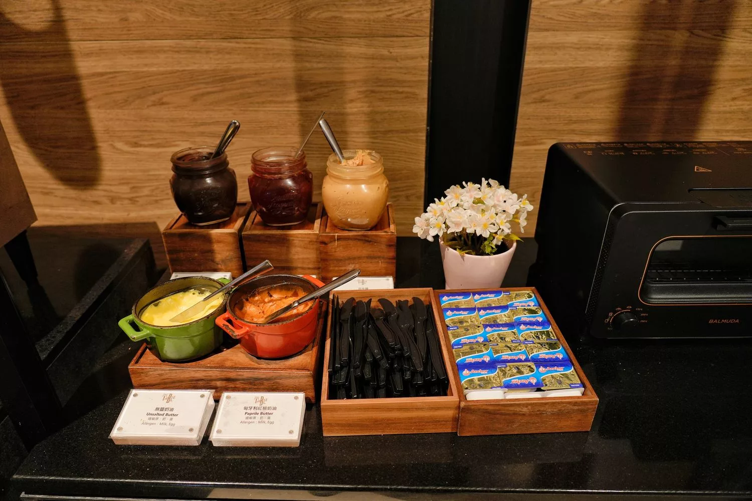 【寒沐酒店自助餐】MU TABLE異國美饌、漁港現流漁獲、DIY特色調酒，壽星 0 元吃大餐! @混血珊莎的奇幻旅程