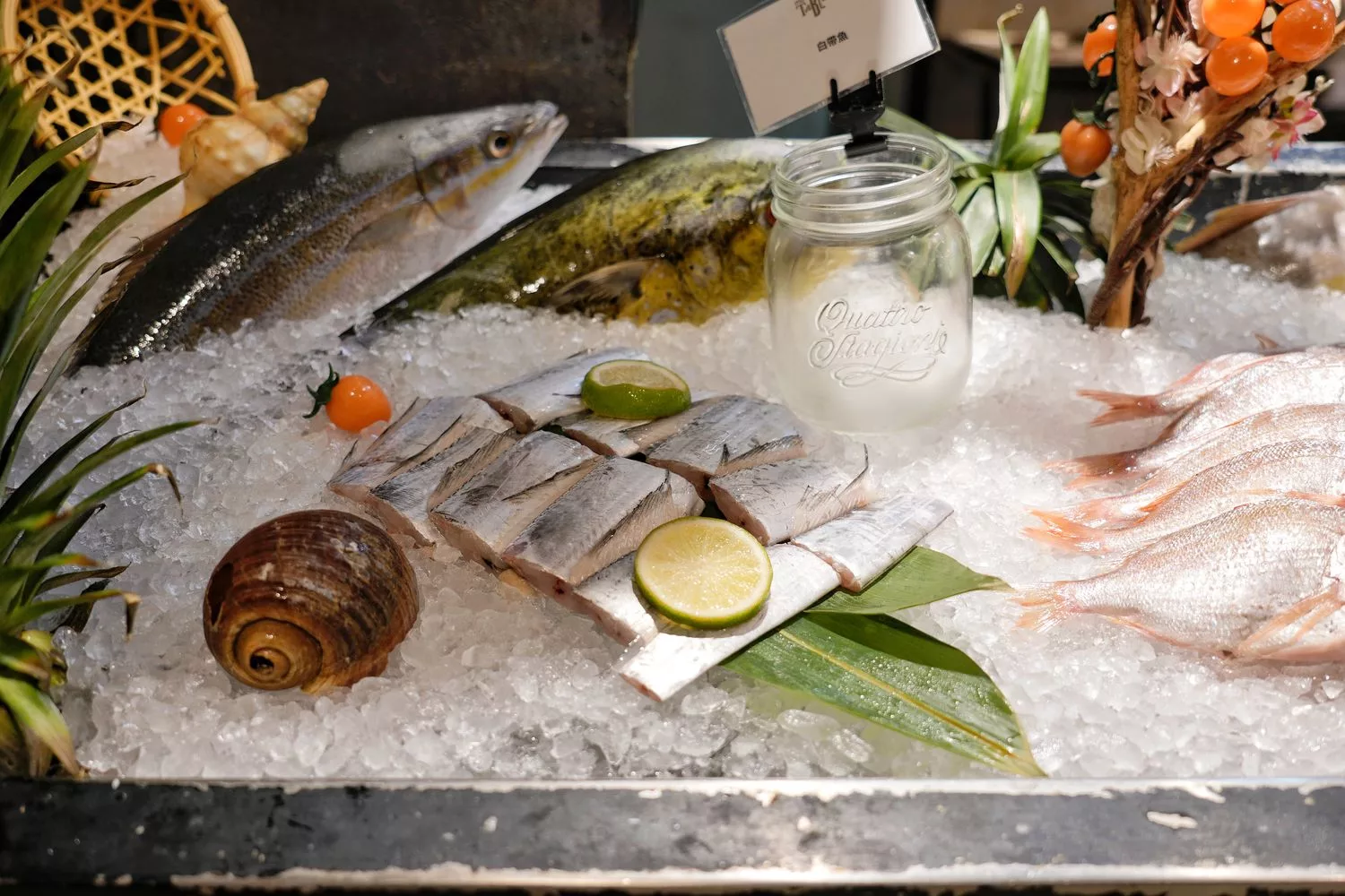 【寒沐酒店自助餐】MU TABLE異國美饌、漁港現流漁獲、DIY特色調酒，壽星 0 元吃大餐! @混血珊莎的奇幻旅程