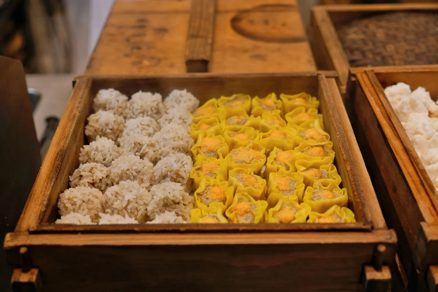 【寒沐酒店自助餐】MU TABLE異國美饌、漁港現流漁獲、DIY特色調酒，壽星 0 元吃大餐! @混血珊莎的奇幻旅程