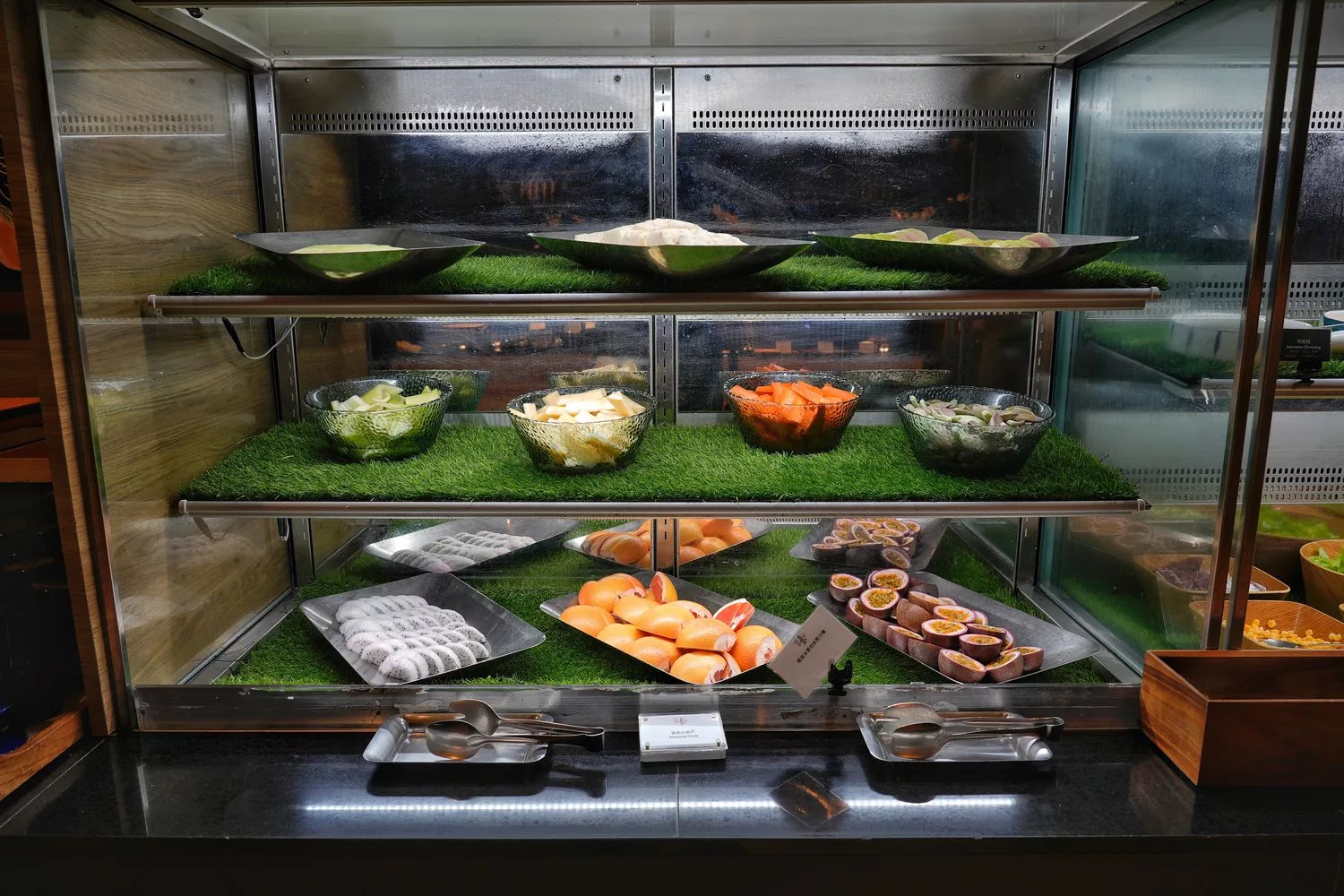 【寒沐酒店自助餐】MU TABLE異國美饌、漁港現流漁獲、DIY特色調酒，壽星 0 元吃大餐! @混血珊莎的奇幻旅程