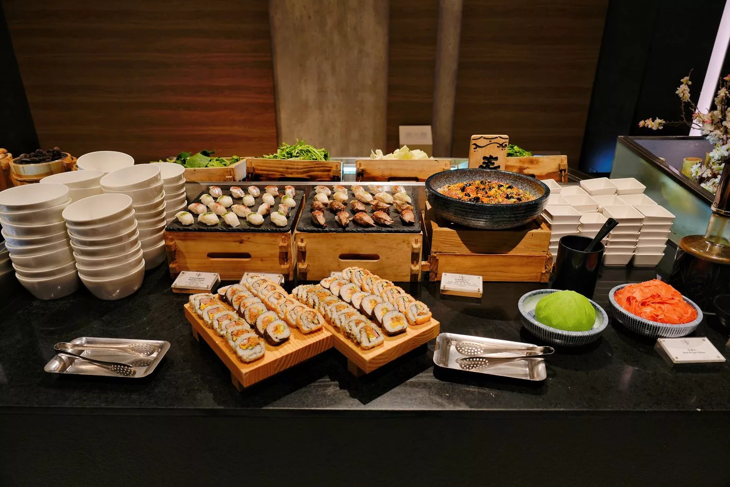 【寒沐酒店自助餐】MU TABLE異國美饌、漁港現流漁獲、DIY特色調酒，壽星 0 元吃大餐! @混血珊莎的奇幻旅程