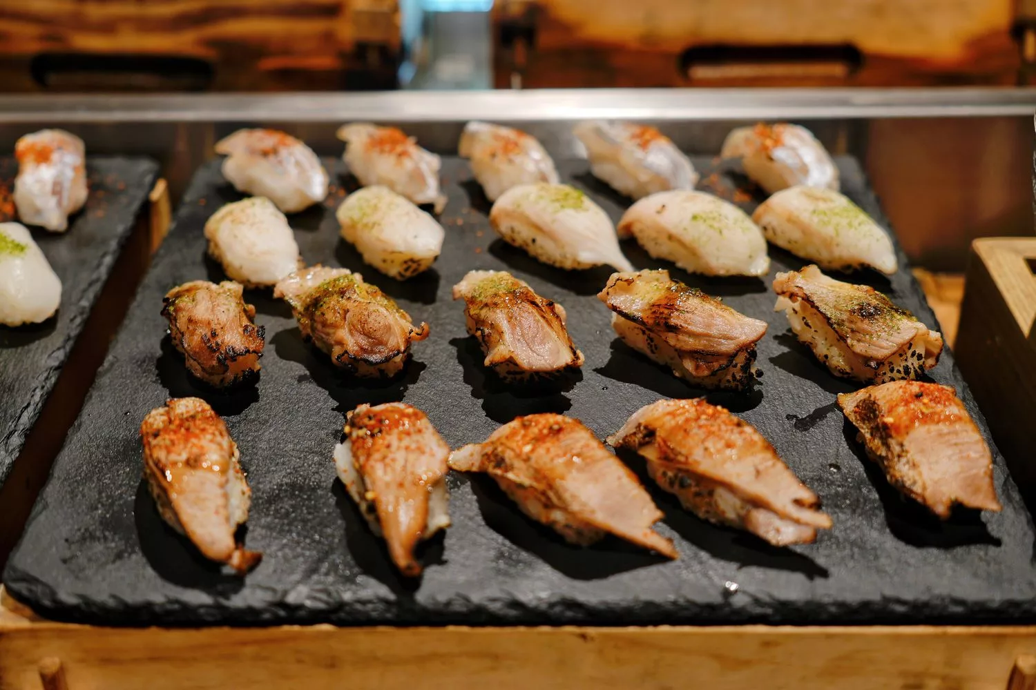 【寒沐酒店自助餐】MU TABLE異國美饌、漁港現流漁獲、DIY特色調酒，壽星 0 元吃大餐! @混血珊莎的奇幻旅程