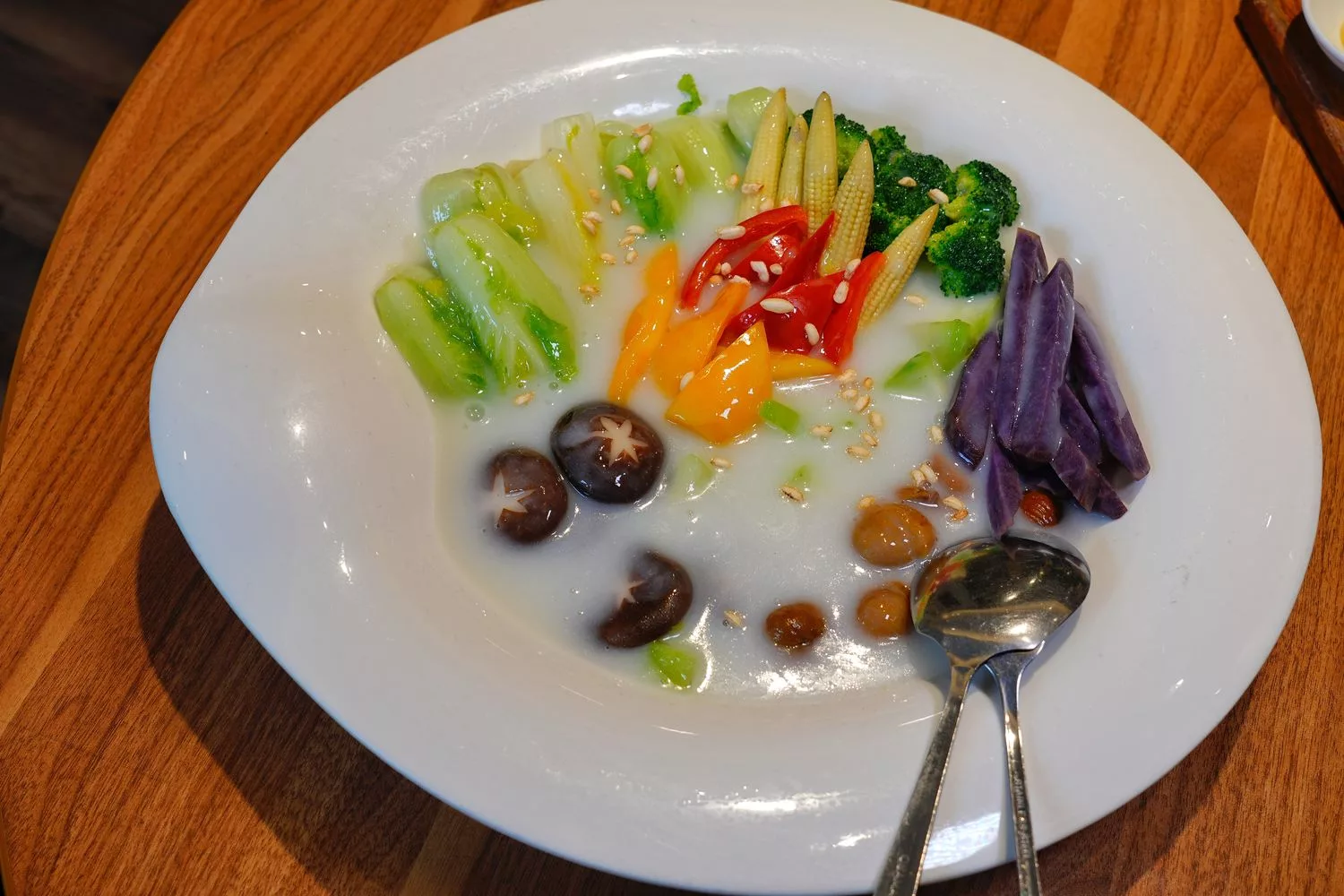 【台中台菜推薦】膳馨民間創作料理，蟬聯三年米其林餐盤推薦，Google 4.9 顆星高評價! @混血珊莎的奇幻旅程