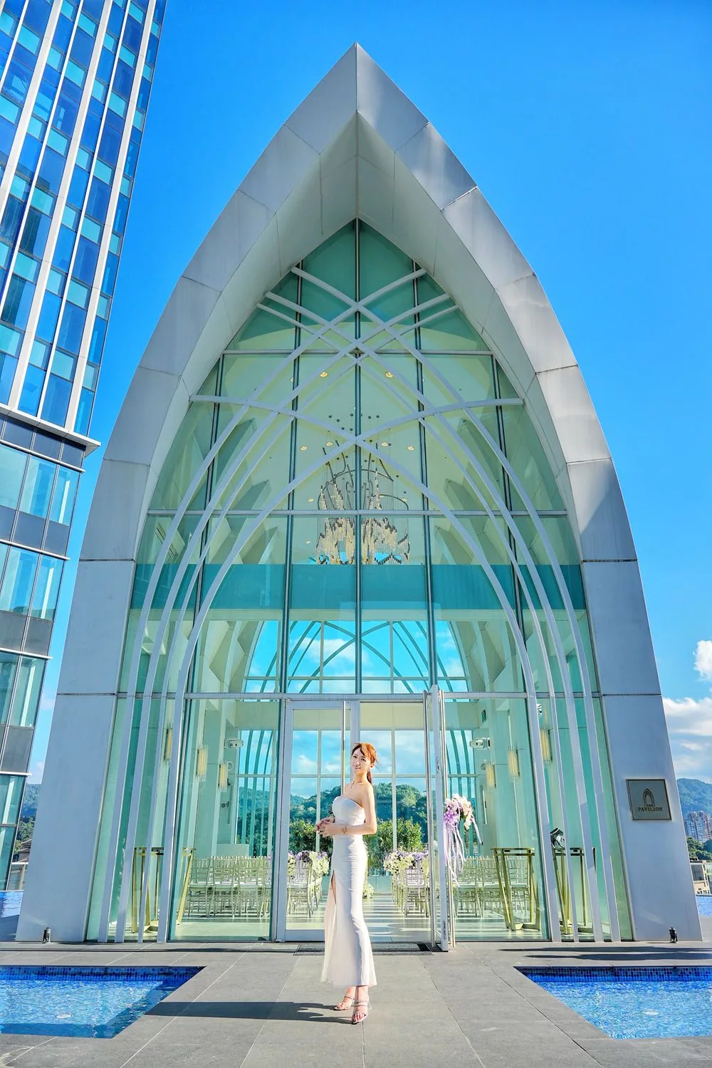 【全新台北婚宴場地】台北漢來大飯店宴會廳，全台最長環場大螢幕，夢幻系水上禮堂! @混血珊莎的奇幻旅程
