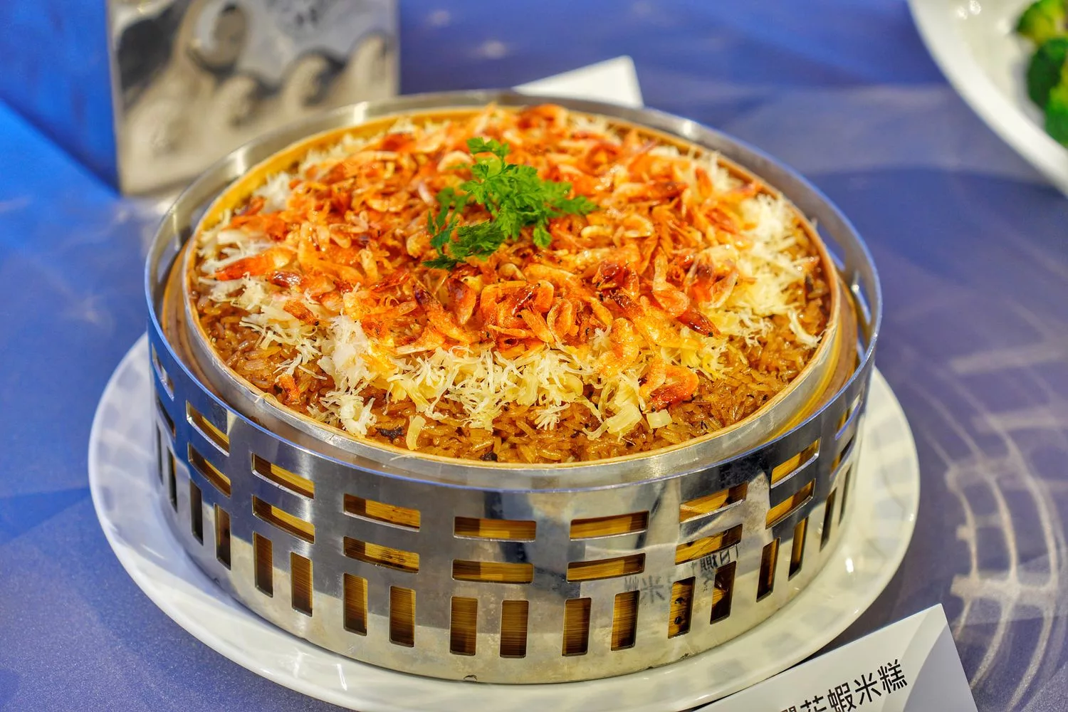 【全新台北婚宴場地】台北漢來大飯店宴會廳，全台最長環場大螢幕，夢幻系水上禮堂! @混血珊莎的奇幻旅程