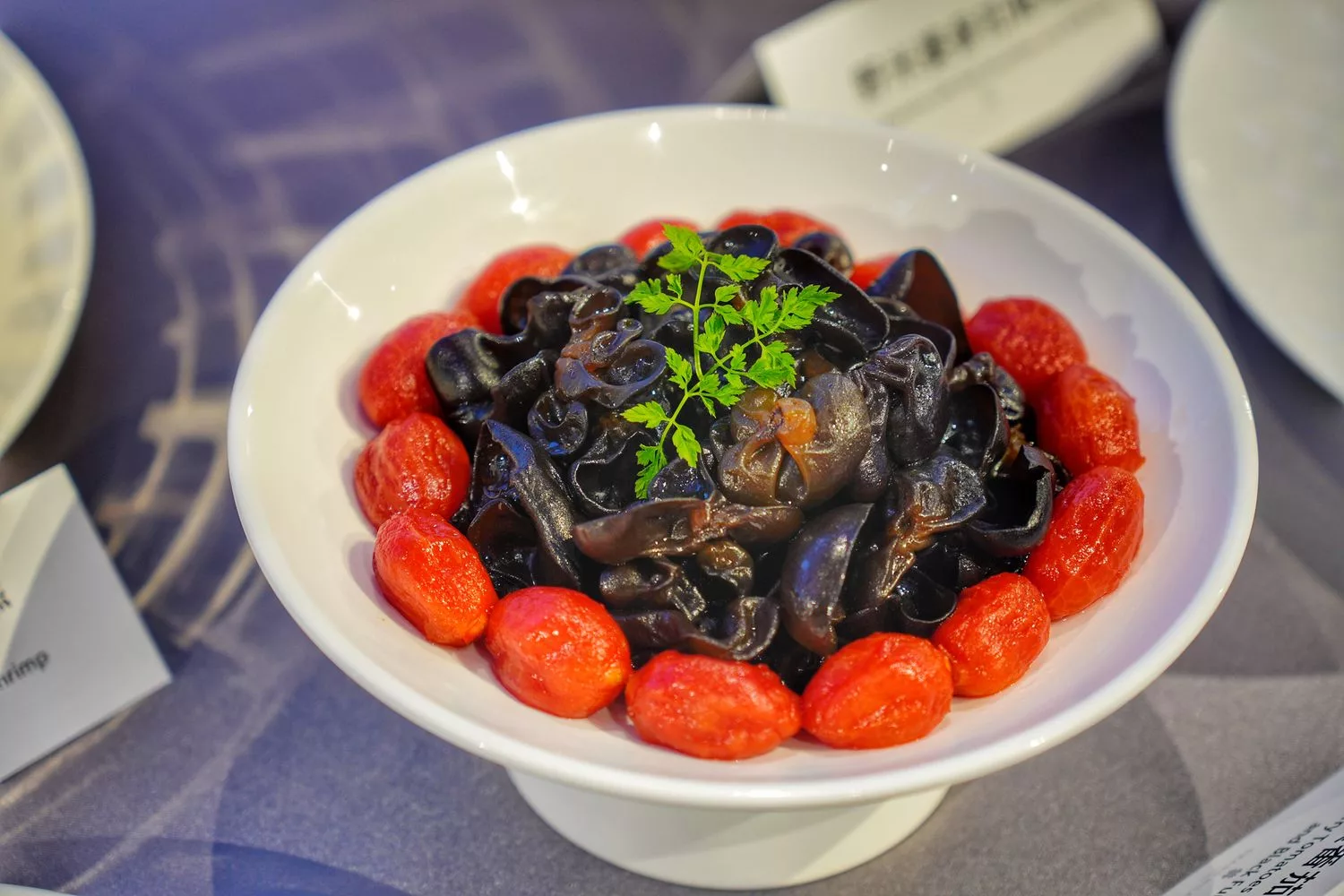 【全新台北婚宴場地】台北漢來大飯店宴會廳，全台最長環場大螢幕，夢幻系水上禮堂! @混血珊莎的奇幻旅程
