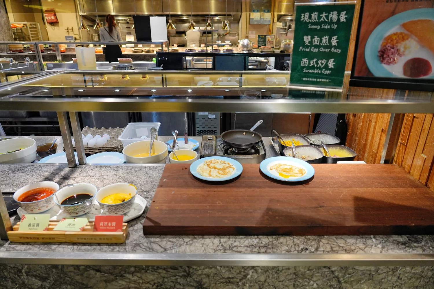 【礁溪長榮自助餐】退房再吃豐盛早午餐，還有星巴克無限暢飲! @混血珊莎的奇幻旅程
