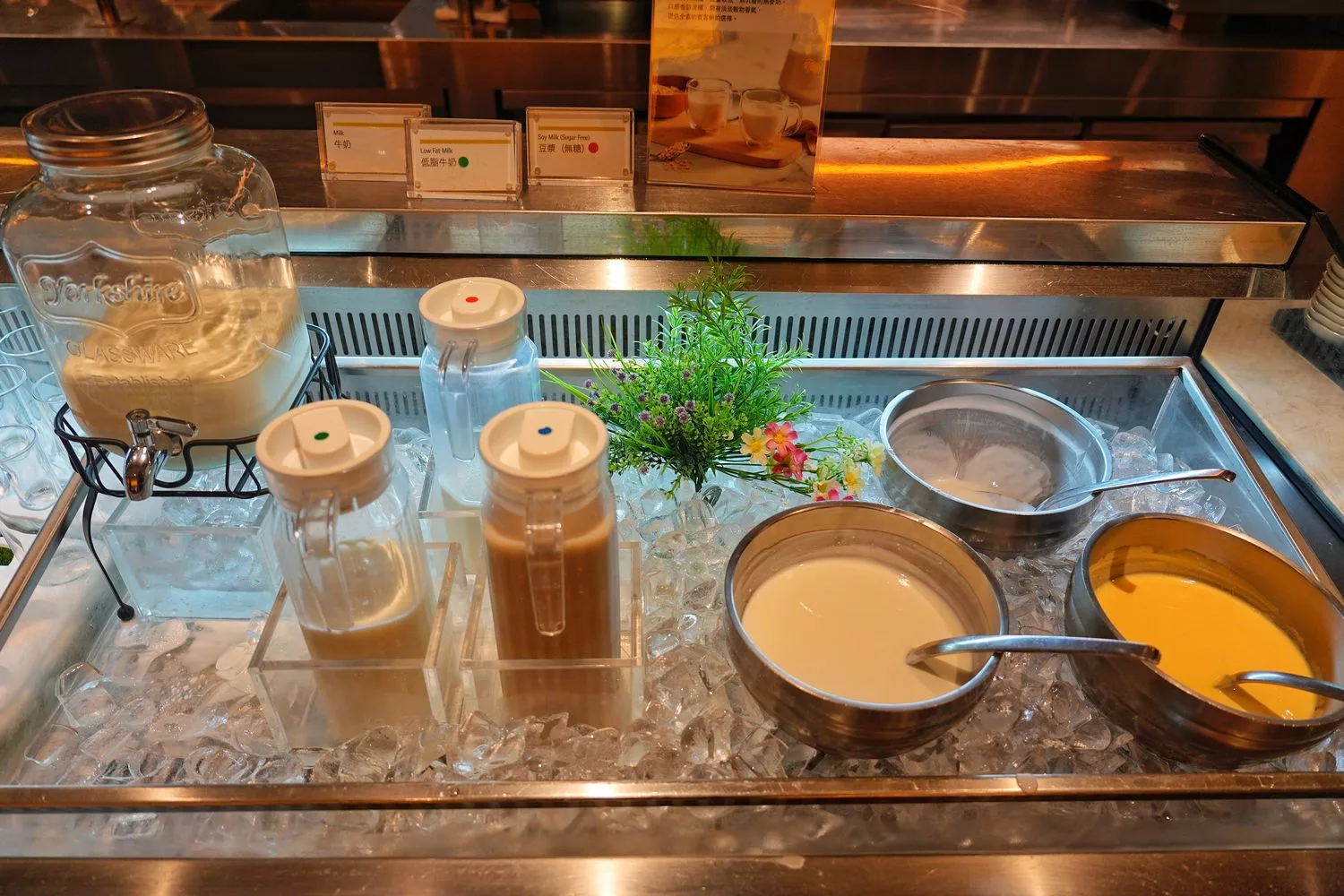 【台北寒舍艾美酒店】五星藝術氛圍，101 夜景伴你入眠! @混血珊莎的奇幻旅程