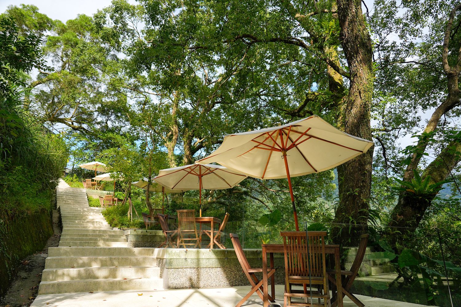 烏來馥森阪治trio｜空靈山景超療癒，馥森阪治湯屋價格餐點攻略! @混血珊莎的奇幻旅程