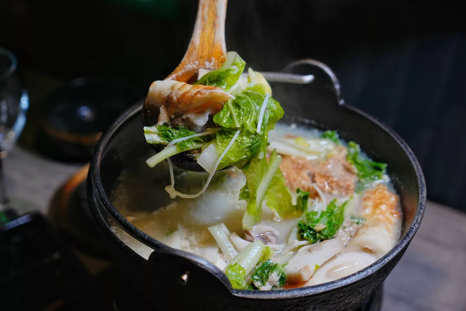 【台中北區燒肉】山鯨燒肉，浮誇系A5和牛寶箱，穿和服寫繪馬沉浸式日式體驗! @混血珊莎的奇幻旅程