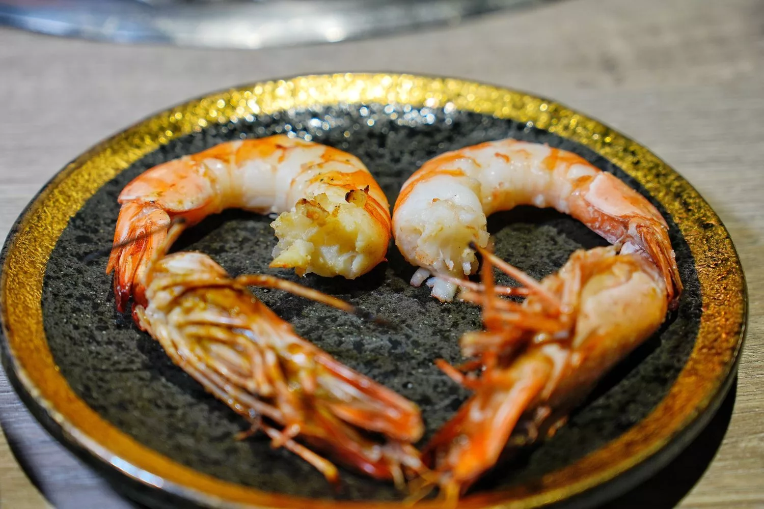 【台中北區燒肉】山鯨燒肉，浮誇系A5和牛寶箱，穿和服寫繪馬沉浸式日式體驗! @混血珊莎的奇幻旅程
