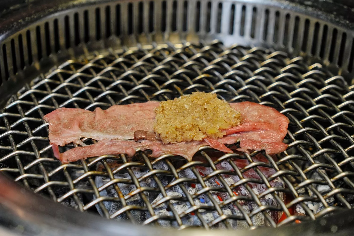 【台中北區燒肉】山鯨燒肉，浮誇系A5和牛寶箱，穿和服寫繪馬沉浸式日式體驗! @混血珊莎的奇幻旅程